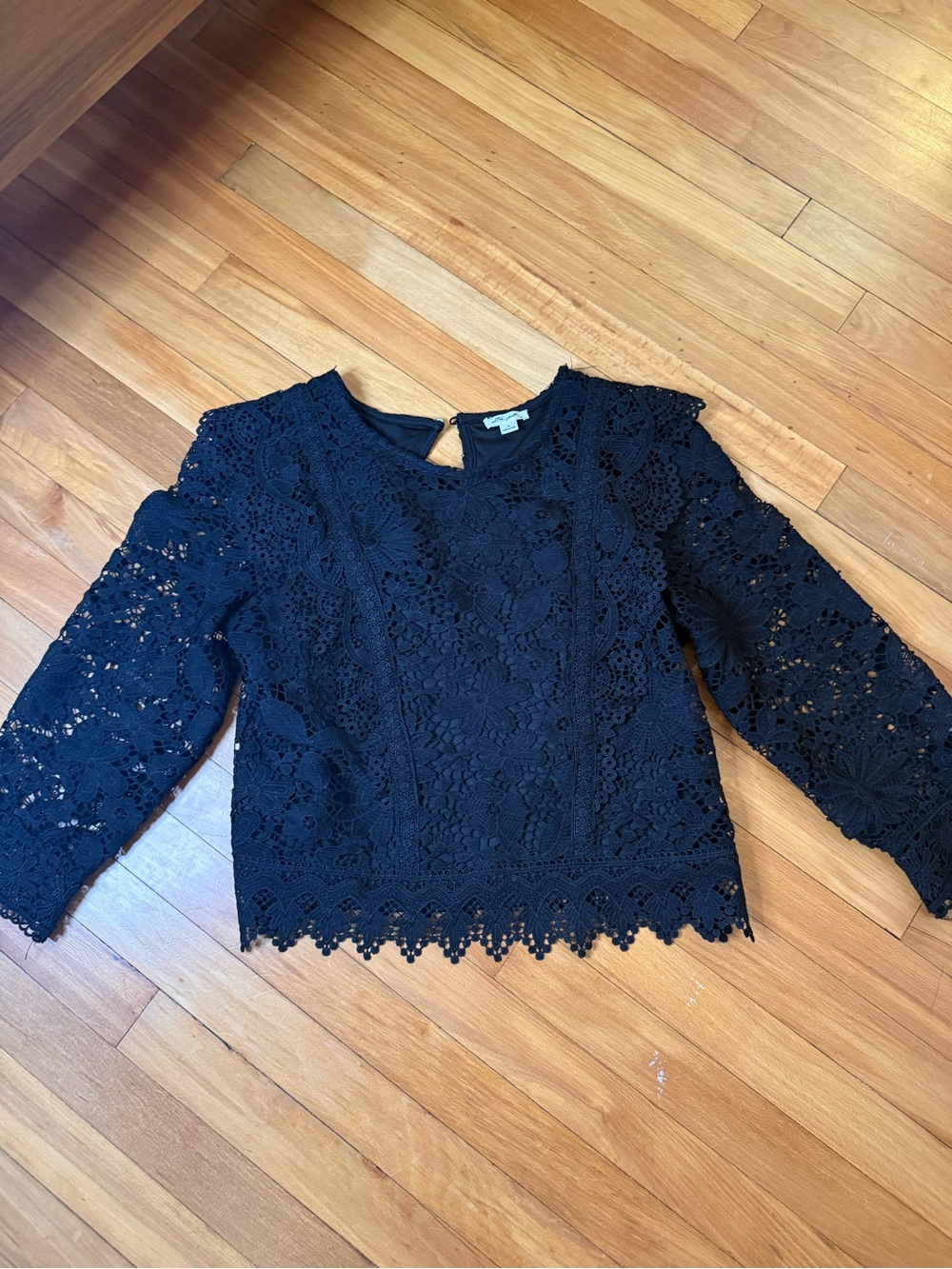 Ultra Pink Black Floral Lace Long-Sleeve Blouse